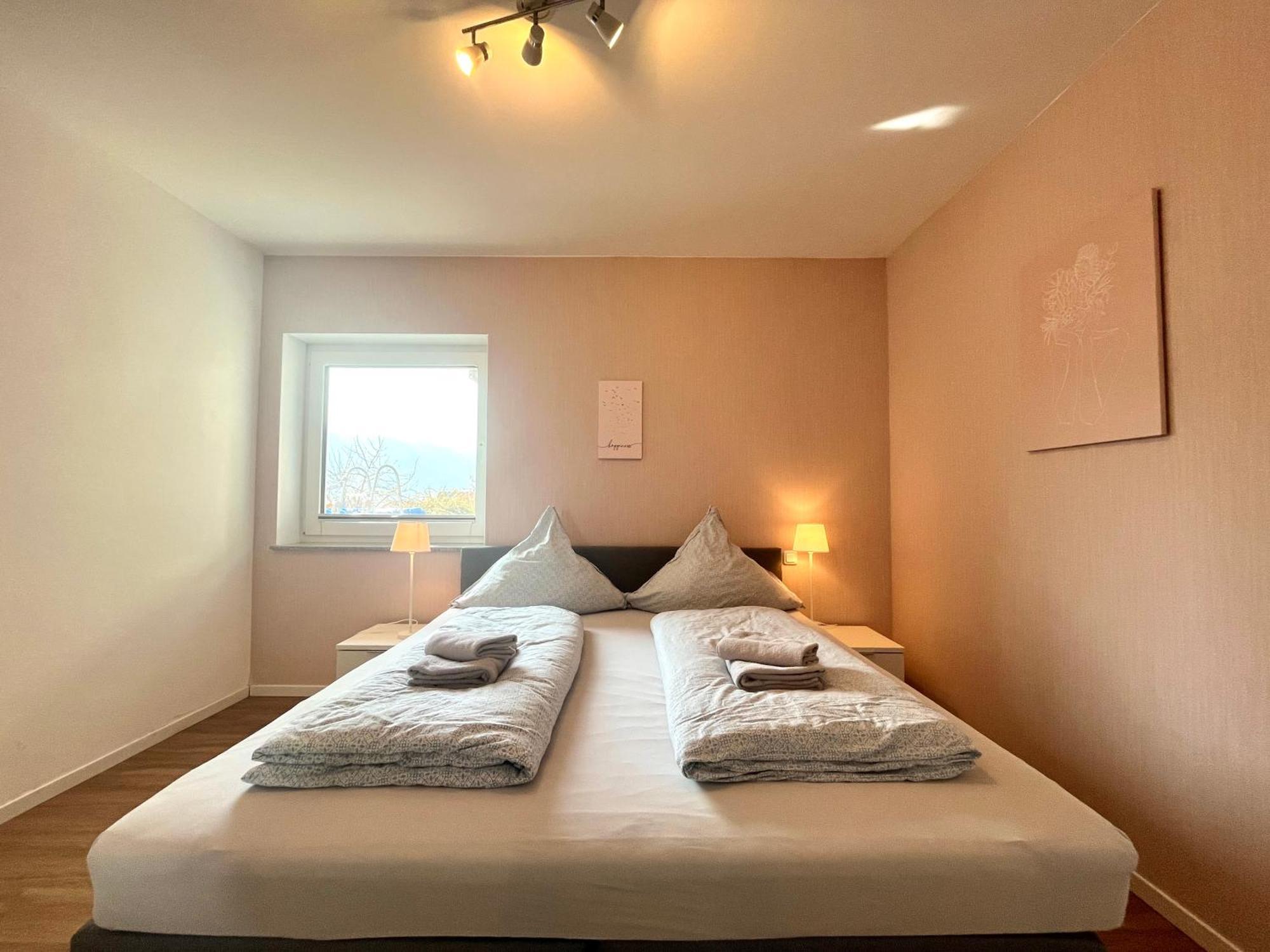 Ferienwohnung Sonnenterrasse, 1-4 Personen, 2 Schlafzimmer, Grosse Terrasse Müden Kültér fotó