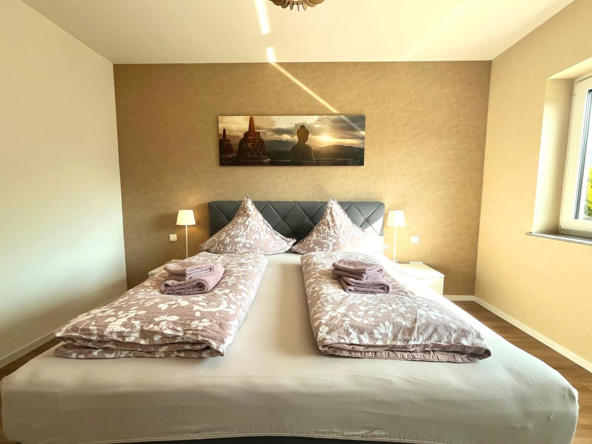 Ferienwohnung Sonnenterrasse, 1-4 Personen, 2 Schlafzimmer, Grosse Terrasse Müden Kültér fotó