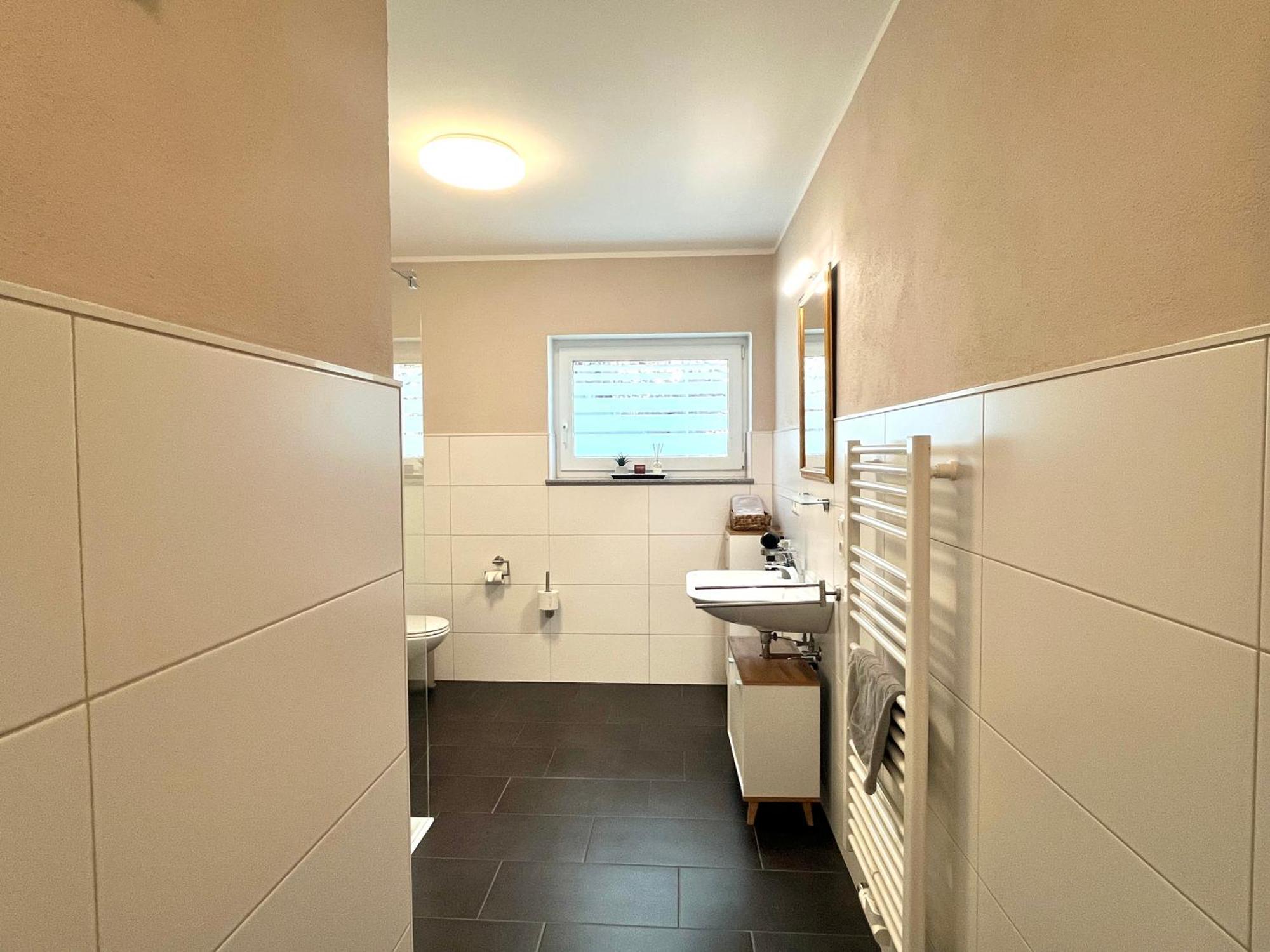 Ferienwohnung Sonnenterrasse, 1-4 Personen, 2 Schlafzimmer, Grosse Terrasse Müden Kültér fotó