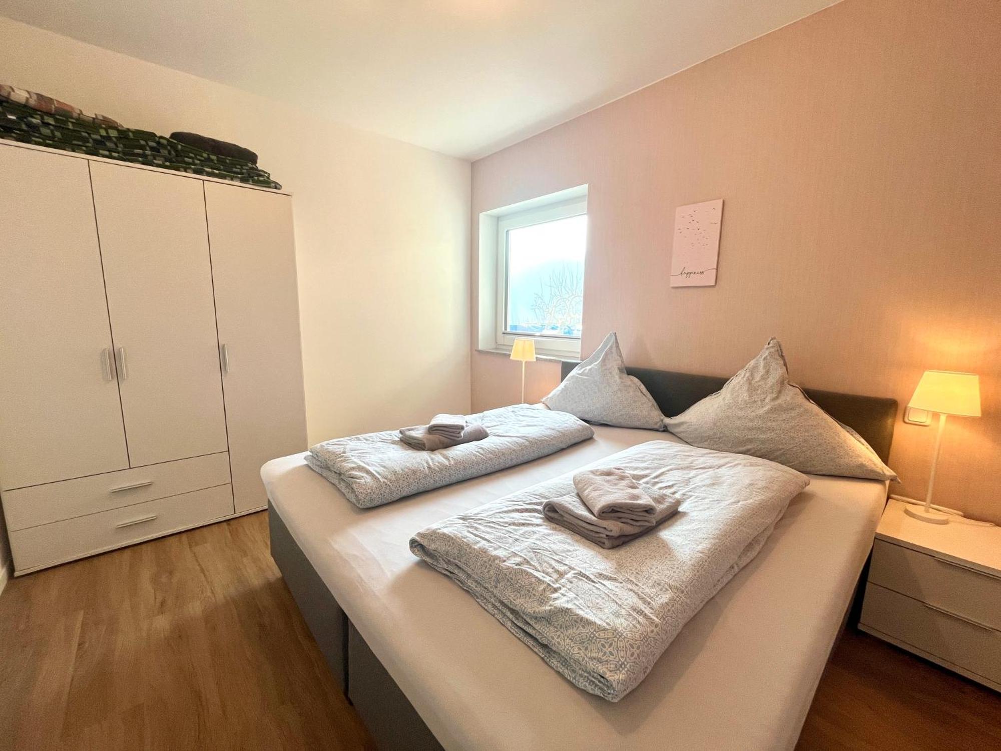 Ferienwohnung Sonnenterrasse, 1-4 Personen, 2 Schlafzimmer, Grosse Terrasse Müden Kültér fotó